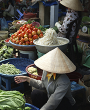 Un marché traditionnel de rue